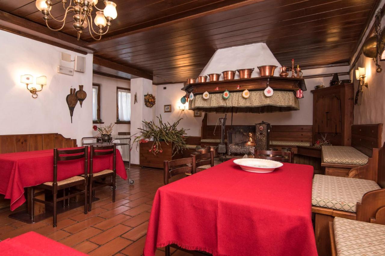 Al Sole Hotel Ristorante Dal 1870 ปีแอเว ดี กาโดเร ภายนอก รูปภาพ