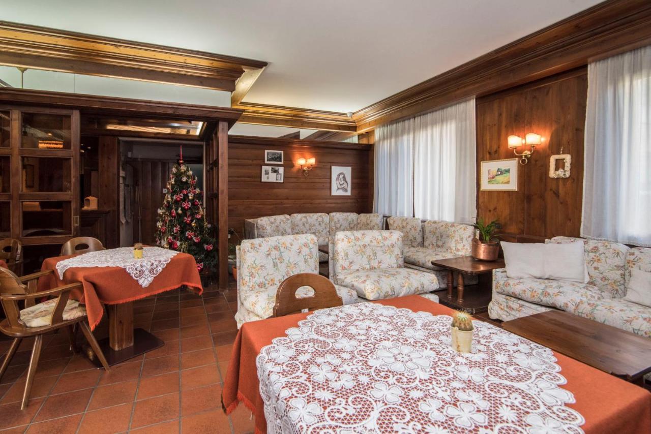 Al Sole Hotel Ristorante Dal 1870 ปีแอเว ดี กาโดเร ภายนอก รูปภาพ